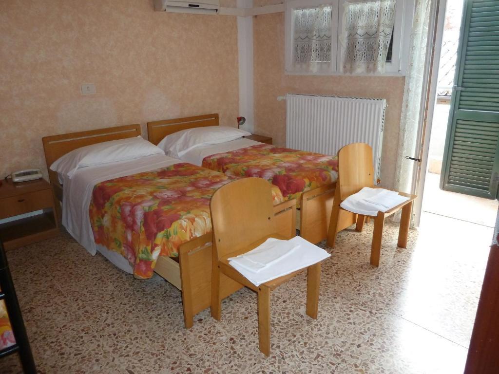 Hotel Bolognese Foligno Dış mekan fotoğraf