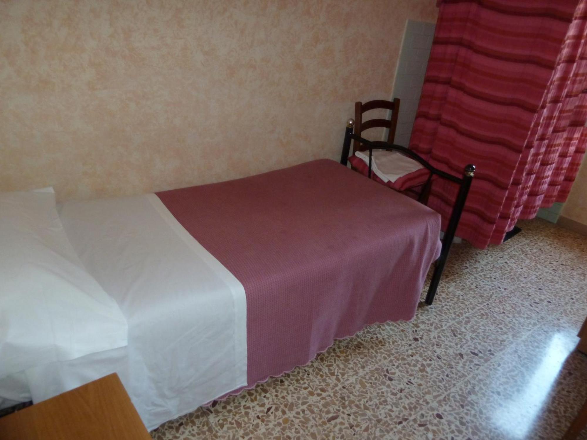 Hotel Bolognese Foligno Dış mekan fotoğraf